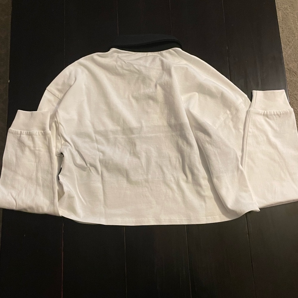 Forever 21 Crop Rugby - Picture 3 of 3